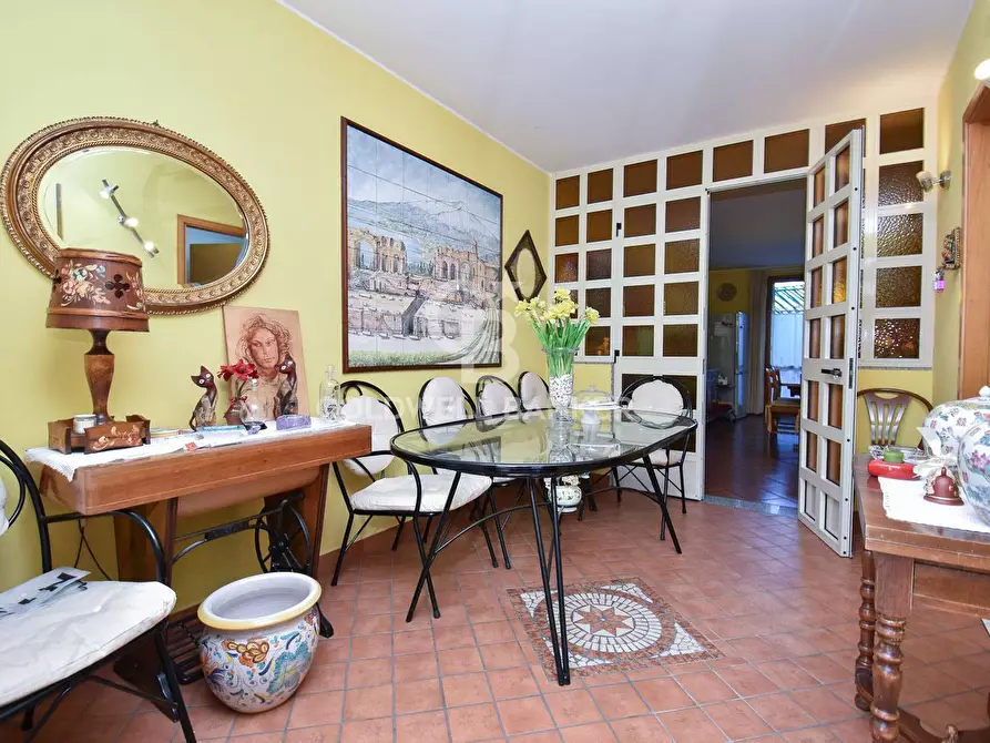casa indipendente in vendita a Giarre in zona Macchia