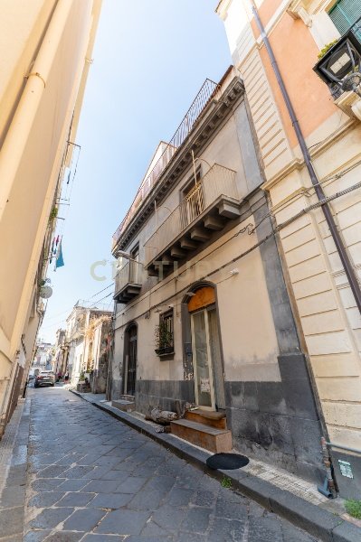 casa indipendente in vendita a Giarre