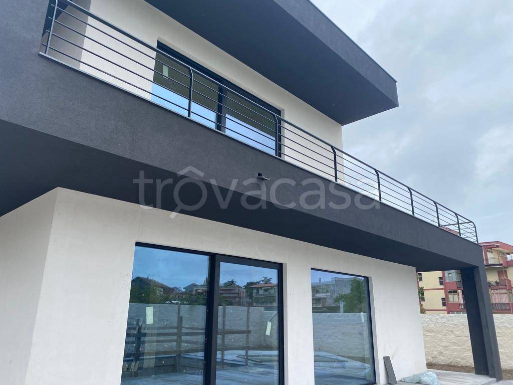 casa indipendente in vendita a Giarre in zona Macchia