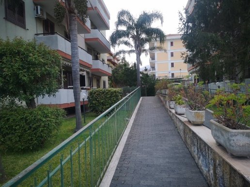 appartamento in vendita a Giarre in zona Trepunti