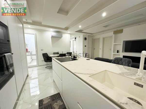 casa indipendente in vendita a Giarre in zona San Giovanni Montebello