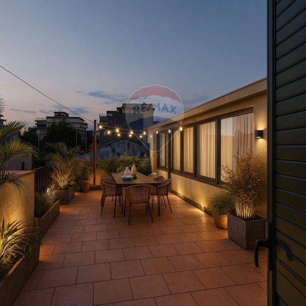 casa indipendente in vendita a Giarre