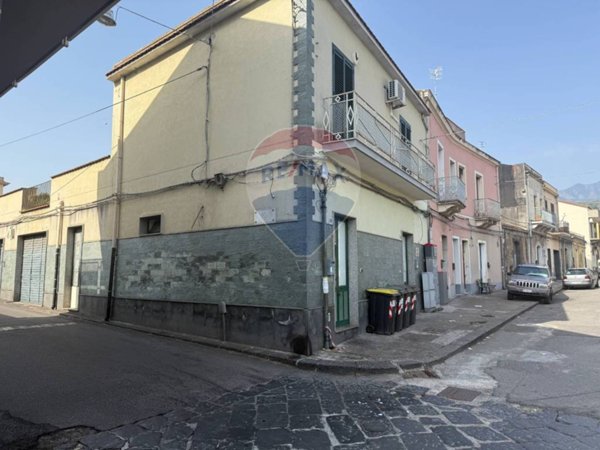 casa indipendente in vendita a Giarre