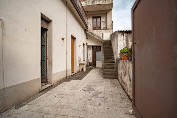 casa indipendente in vendita a Giarre