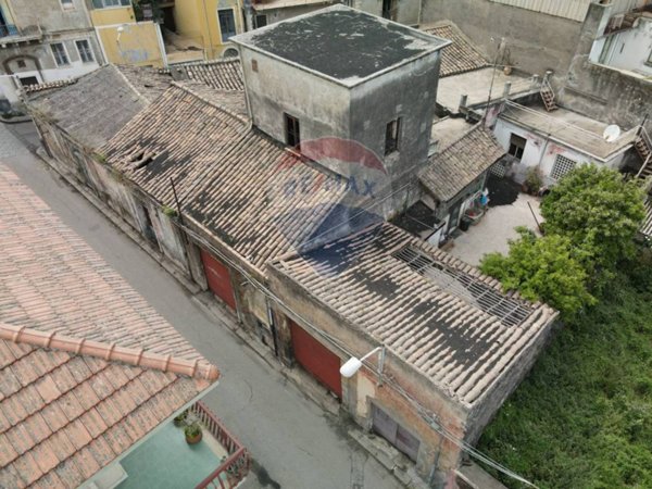 casa indipendente in vendita a Giarre