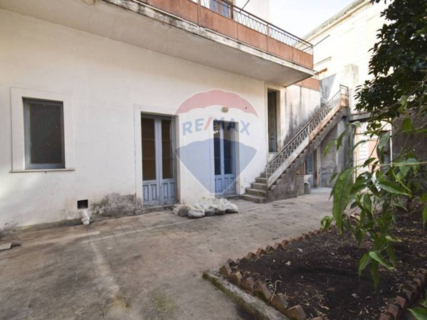 casa indipendente in vendita a Giarre