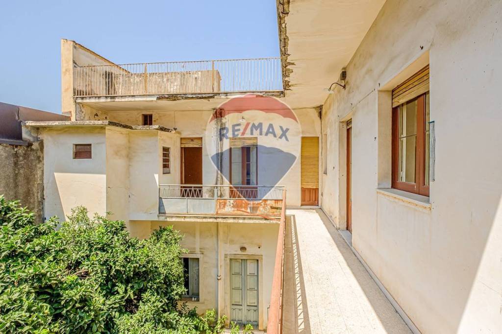 casa indipendente in vendita a Giarre