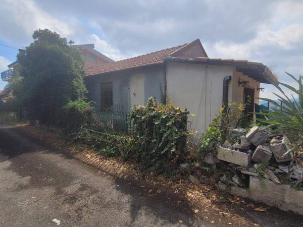 casa indipendente in vendita a Giarre in zona Miscarello