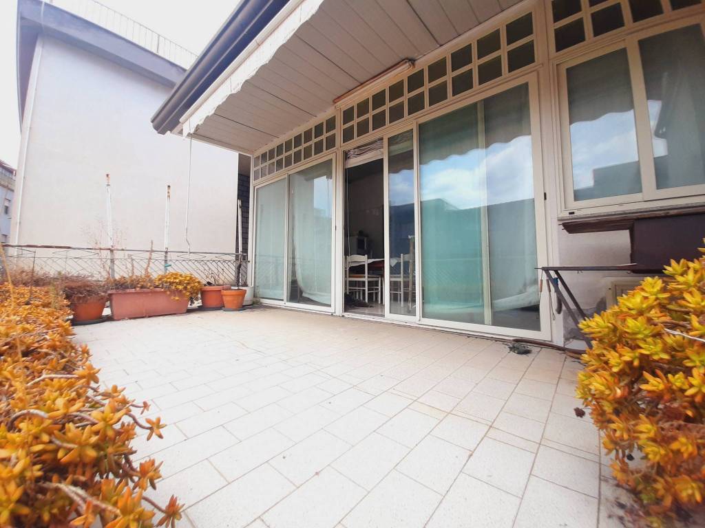 casa indipendente in vendita a Giarre