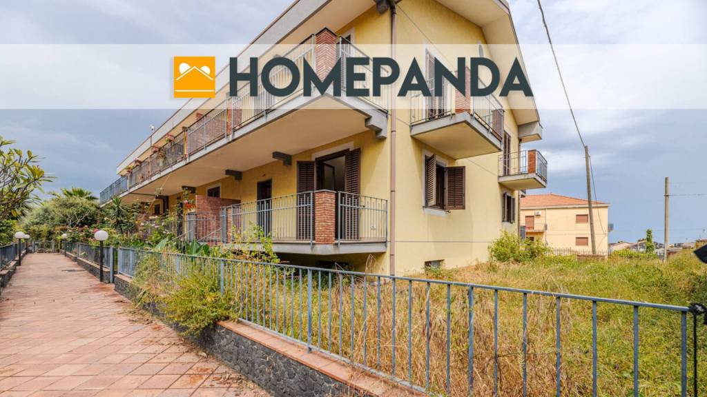 casa indipendente in vendita a Giarre in zona San Leonardello