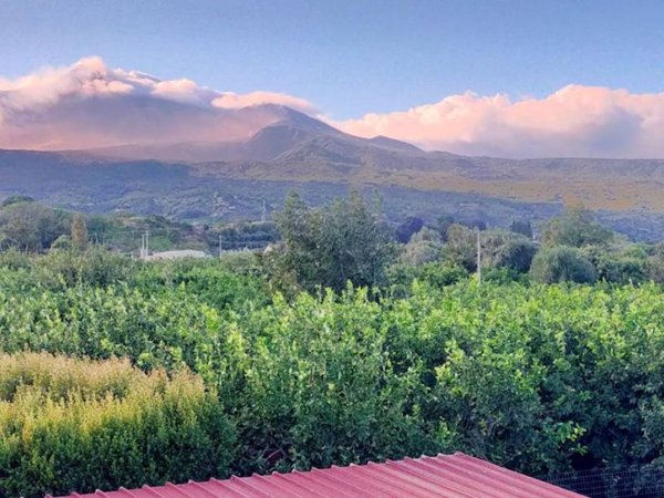 casa indipendente in vendita a Giarre in zona San Leonardello