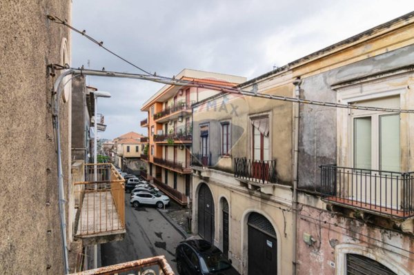 casa indipendente in vendita a Giarre