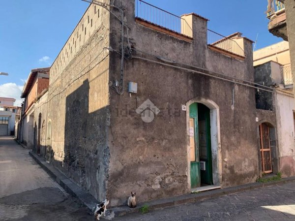 casa indipendente in vendita a Giarre