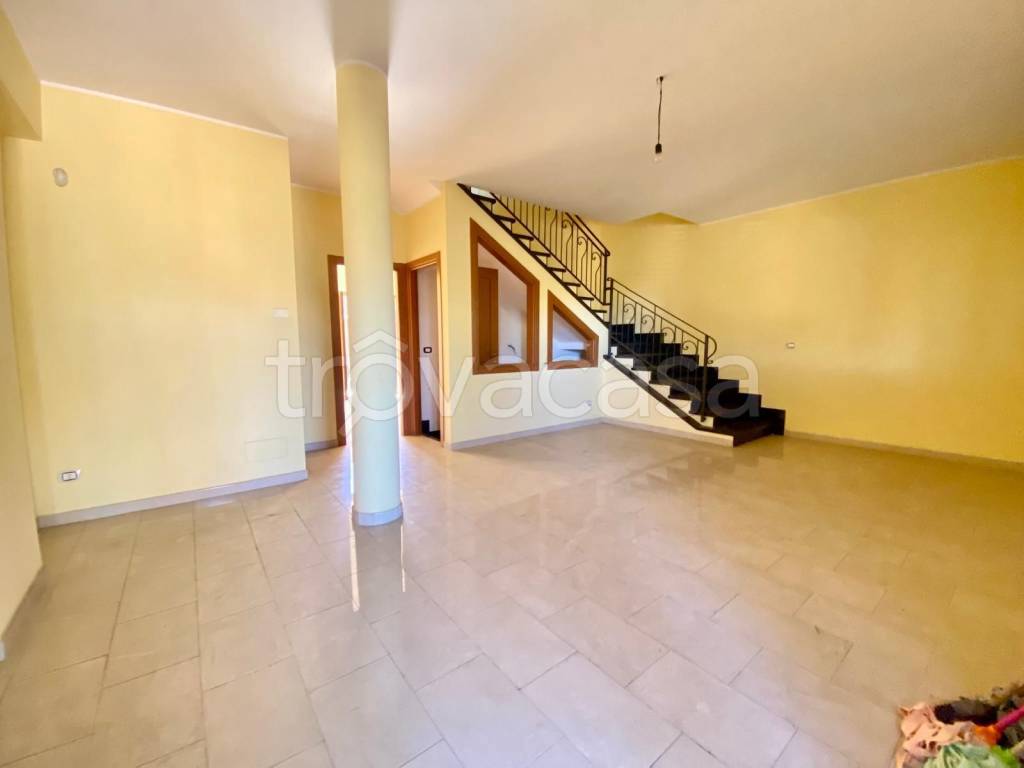 casa indipendente in vendita a Giarre