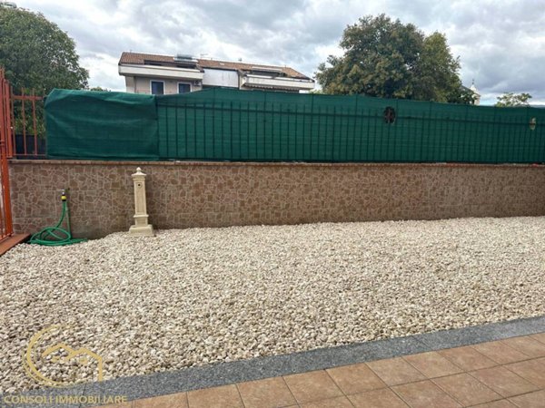 appartamento in vendita a Giarre in zona Trepunti