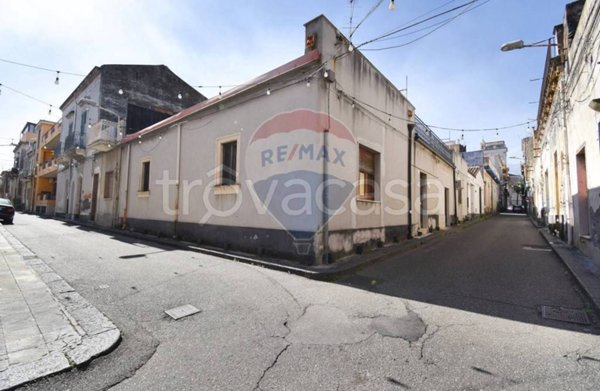 casa indipendente in vendita a Giarre