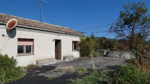 casa indipendente in vendita a Giarre in zona Macchia
