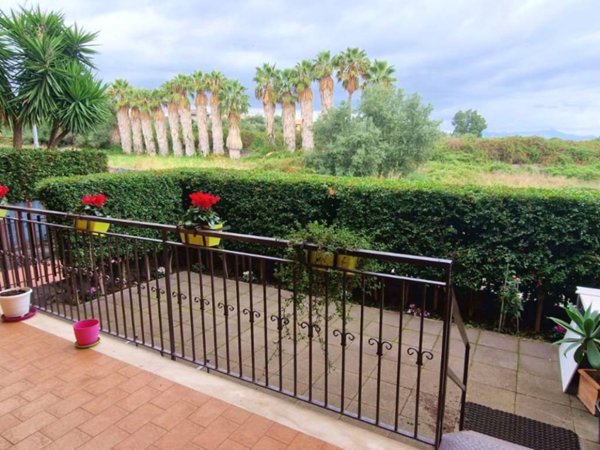 appartamento in vendita a Giarre in zona San Leonardello