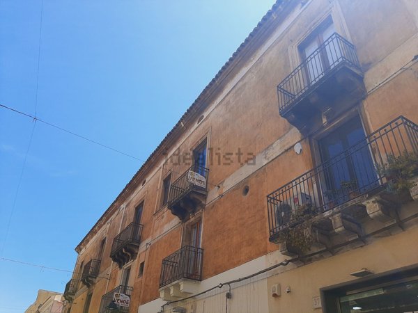 appartamento in vendita a Giarre