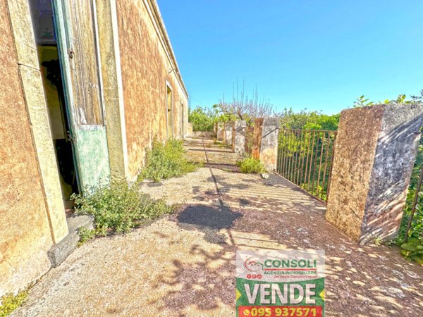 casa indipendente in vendita a Giarre