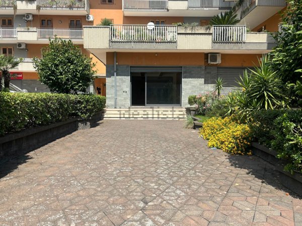 negozio in vendita a Giarre