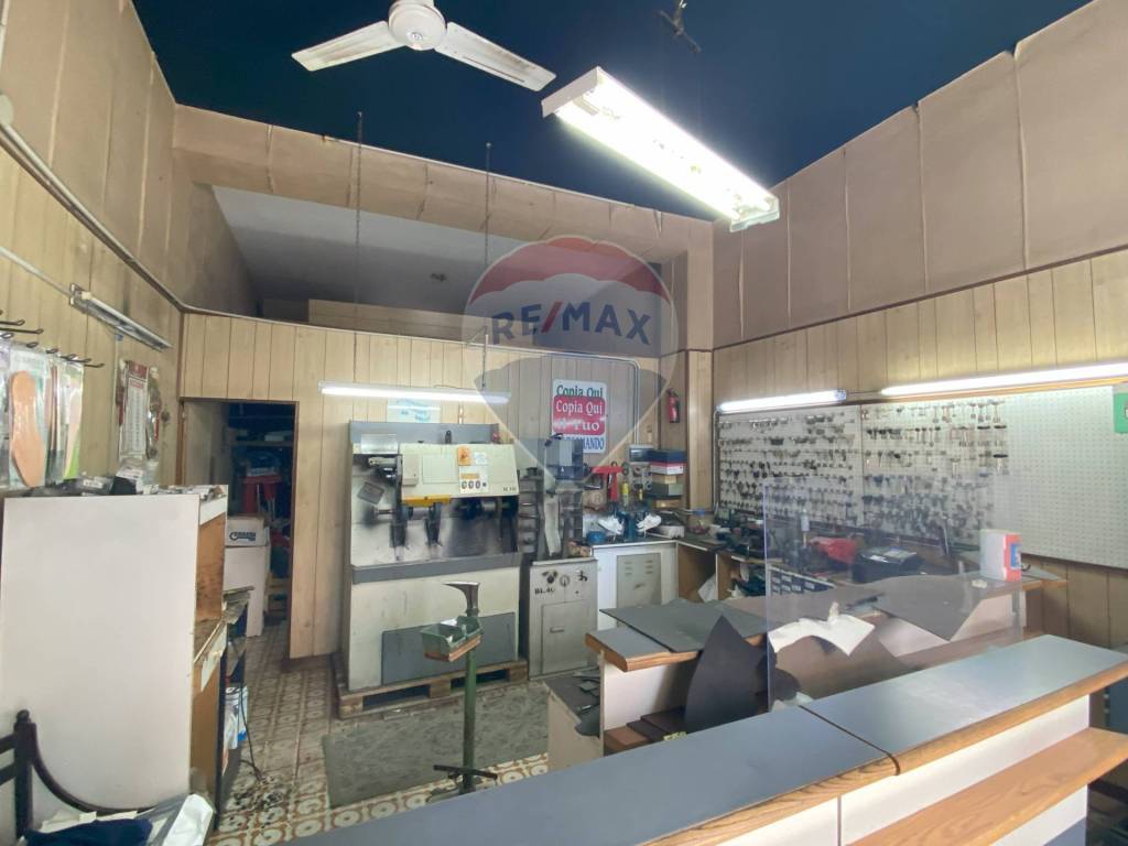 negozio in vendita a Giarre