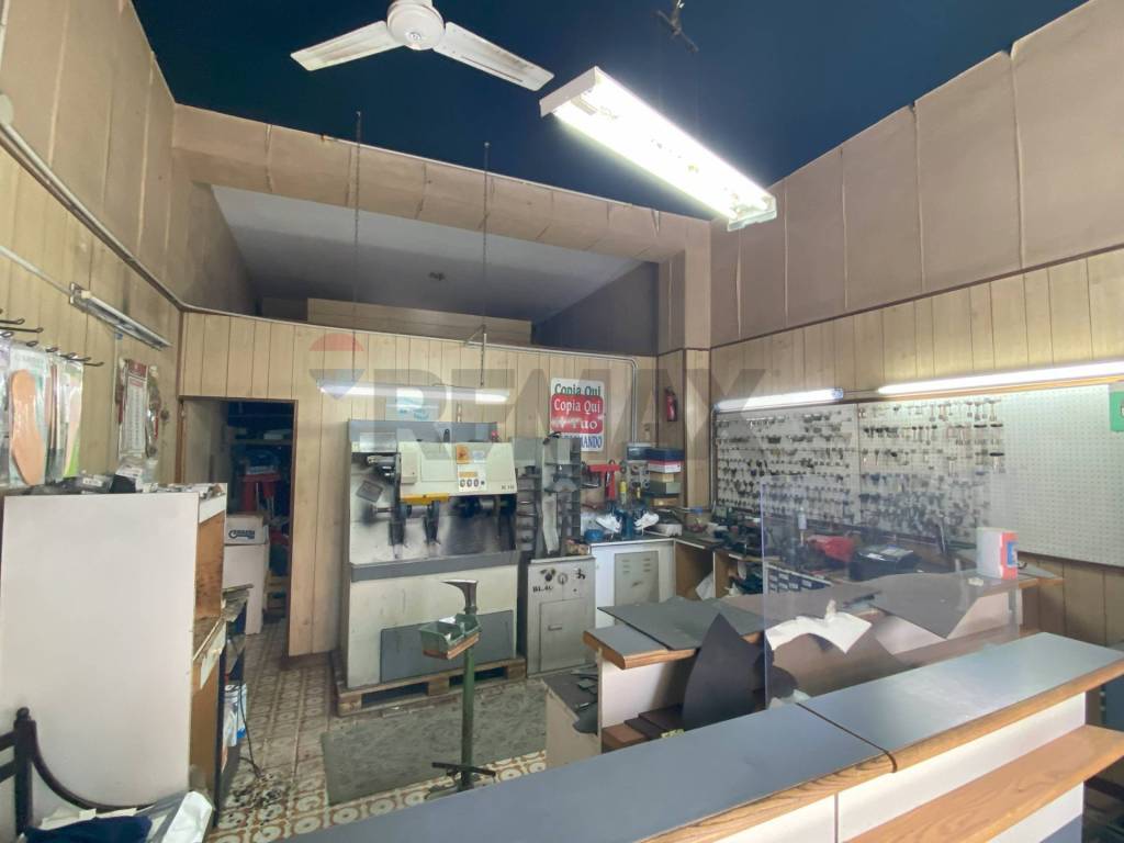 negozio in vendita a Giarre