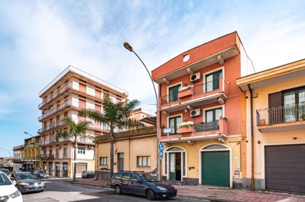 casa indipendente in vendita a Giarre