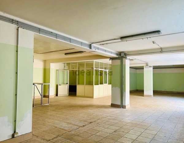 ufficio in vendita a Giarre