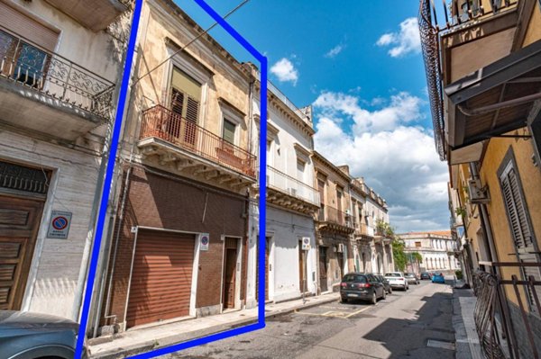 casa indipendente in vendita a Giarre