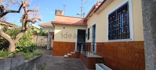 casa indipendente in vendita a Giarre