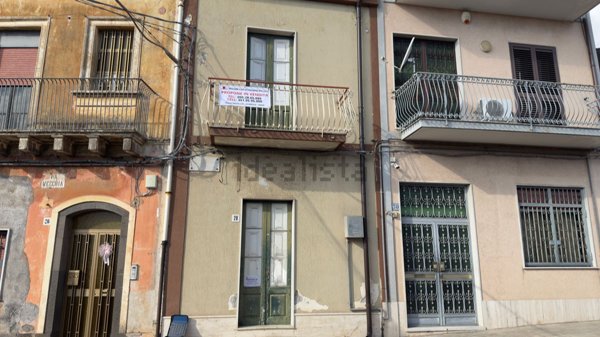 casa indipendente in vendita a Giarre in zona San Giovanni Montebello