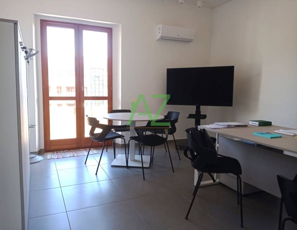 appartamento in vendita a Giarre in zona Trepunti