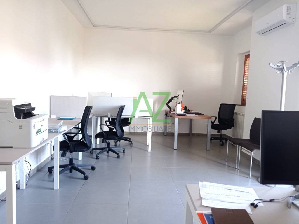 appartamento in vendita a Giarre in zona Trepunti