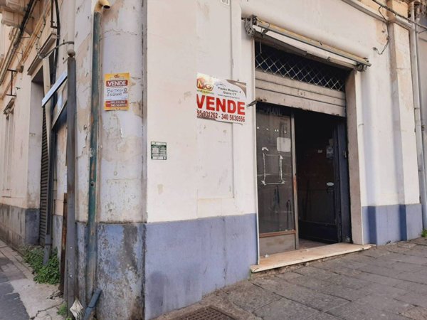 negozio in vendita a Giarre