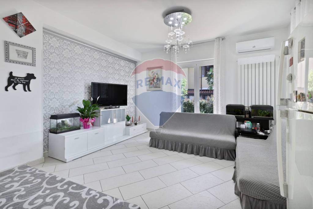 casa indipendente in vendita a Giarre