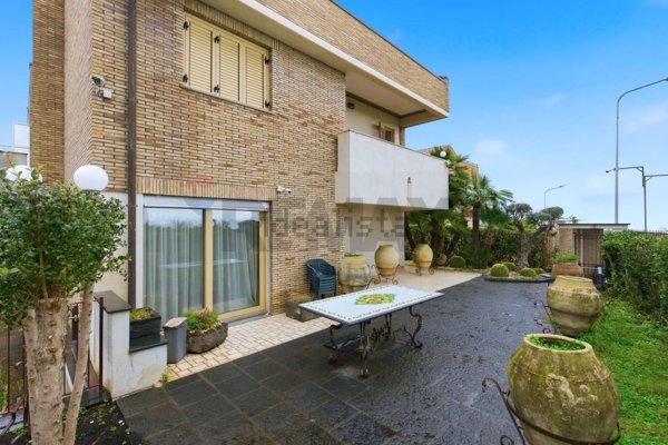 casa indipendente in vendita a Giarre in zona Trepunti