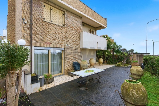 casa indipendente in vendita a Giarre in zona Trepunti