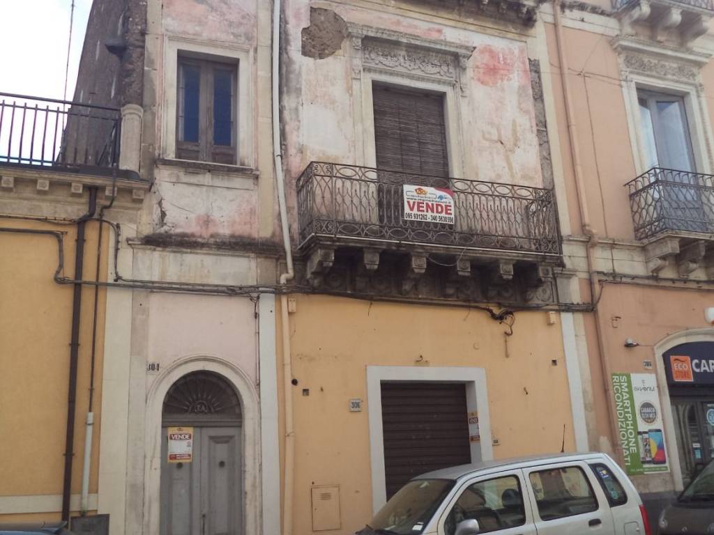 casa indipendente in vendita a Giarre