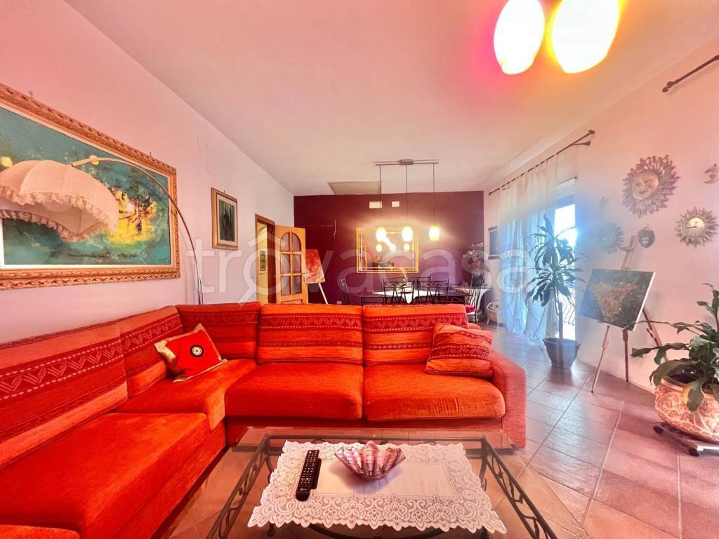 appartamento in vendita a Giarre in zona San Giovanni Montebello