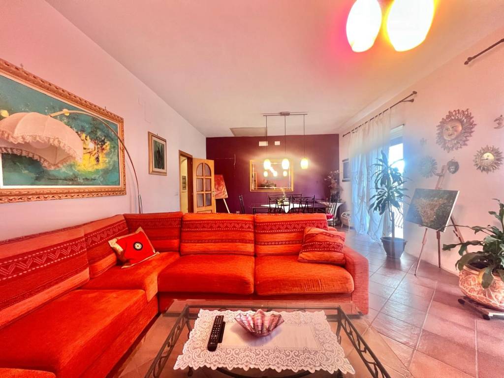 appartamento in vendita a Giarre in zona San Giovanni Montebello