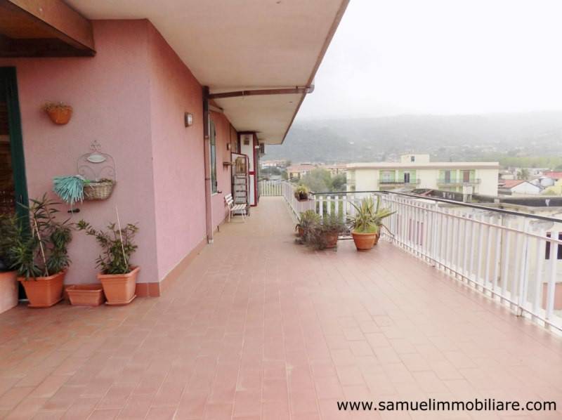 appartamento in vendita a Giarre in zona Macchia