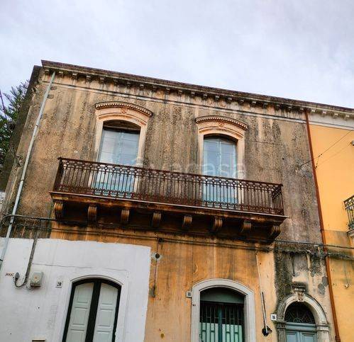casa indipendente in vendita a Giarre in zona Macchia