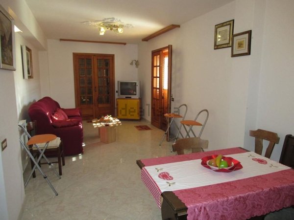 casa indipendente in vendita a Giarre in zona Macchia