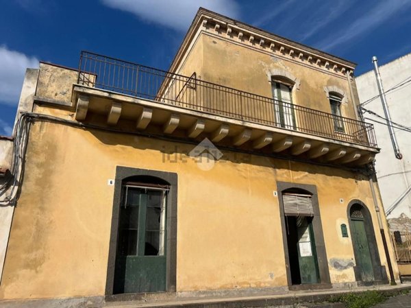 casa indipendente in vendita a Giarre in zona San Giovanni Montebello