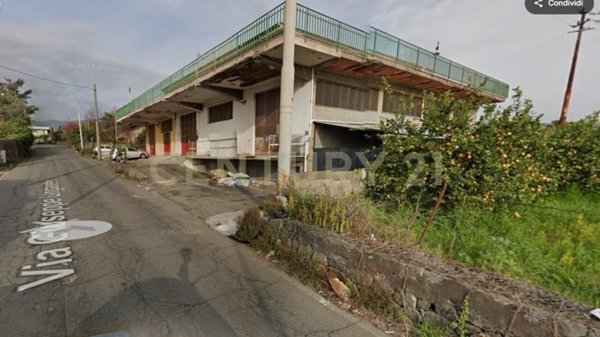 negozio in vendita a Giarre