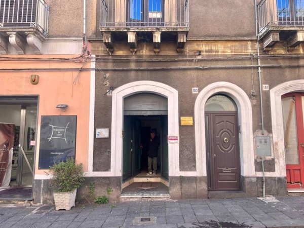 negozio in vendita a Giarre