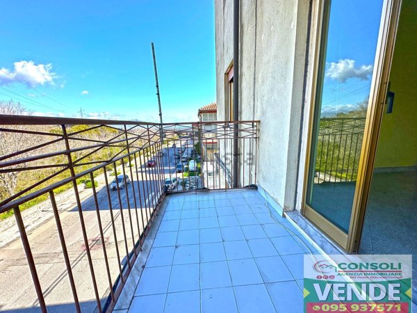 appartamento in vendita a Giarre in zona Macchia