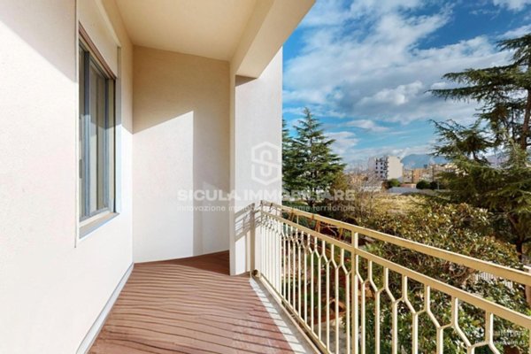 appartamento in vendita a Giarre in zona Altarello