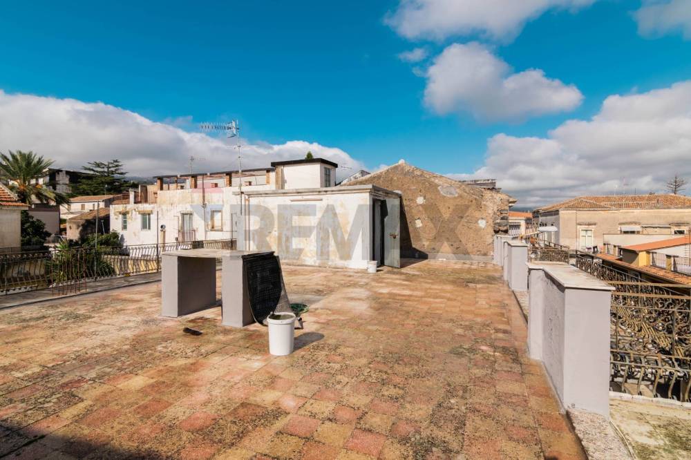 casa indipendente in vendita a Giarre